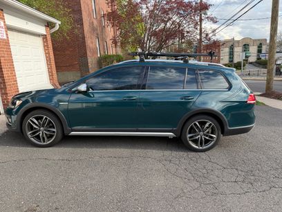 Used 2019 Volkswagen Golf Alltrack SE