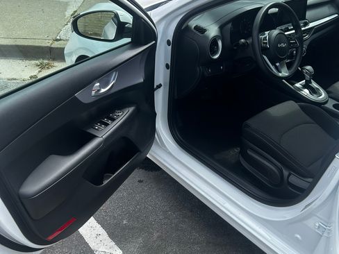 Used 2024 Kia Forte LX image 15