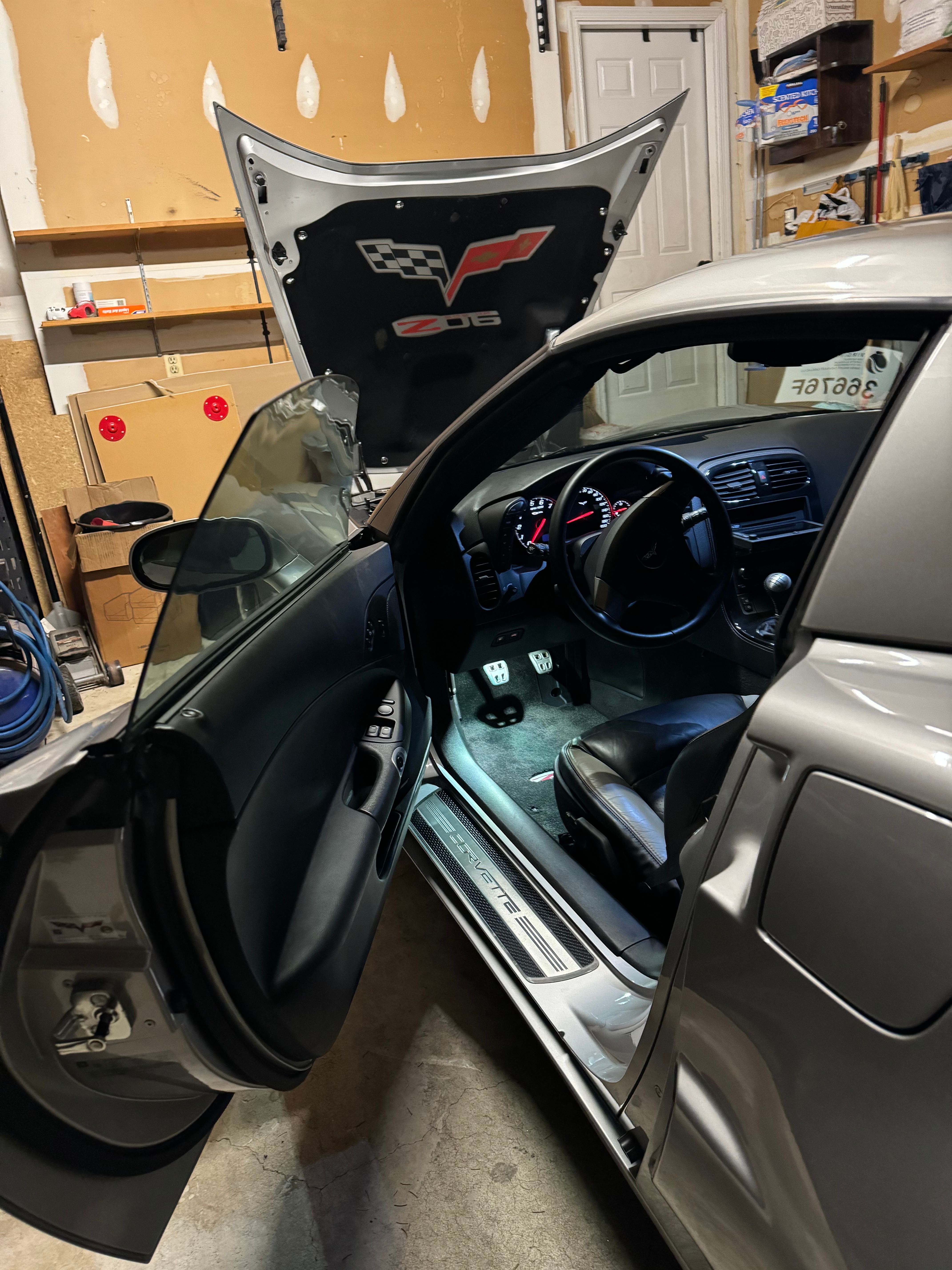 Used 2008 Chevrolet Corvette Z06 w/ Preferred Equipment Group RWD image 6