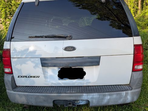 Used 2003 Ford Explorer Sport XLS image 6