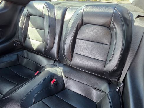 Used 2017 Ford Mustang GT image 15