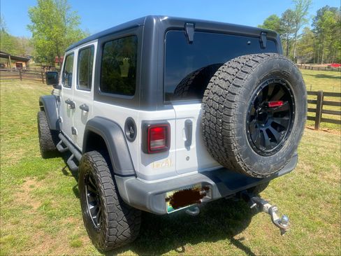 Used 2020 Jeep Wrangler Unlimited Sport S AWD/4WD image 5