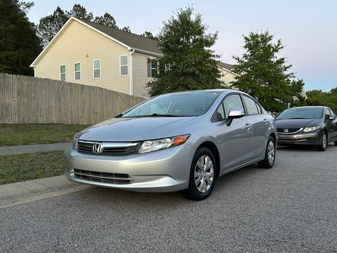 Used 2012 Honda Civic LX image 5