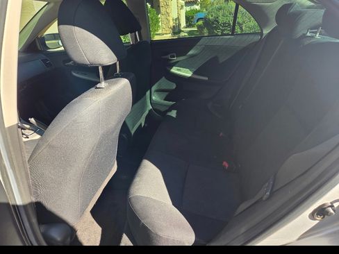 Used 2010 Toyota Corolla image 13