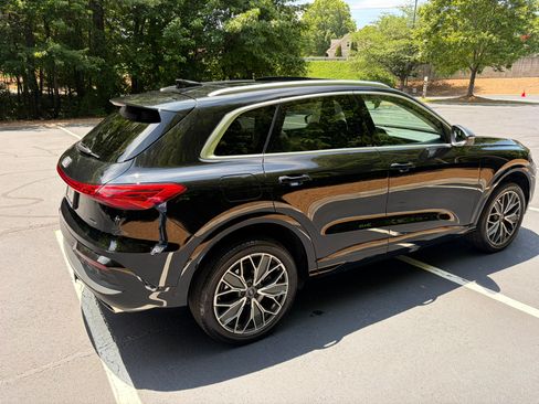 Used 2025 Audi Q5 Premium Plus w/ Premium Plus AWD/4WD image 6