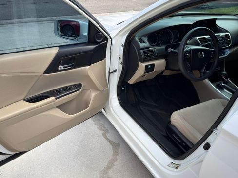 Used 2013 Honda Accord EX image 12