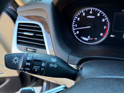 Used 2017 Genesis G80 3.8 w/ Option Group 02 image 13