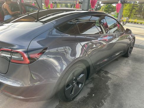 Used 2023 Tesla Model 3 Standard Range RWD image 9