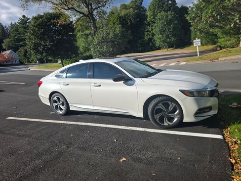 Used 2018 Honda Accord EX-L image 1