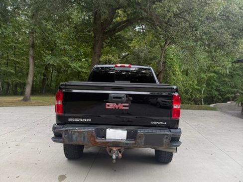 Used 2015 GMC Sierra 3500 Denali w/ Duramax Plus Package AWD/4WD image 11