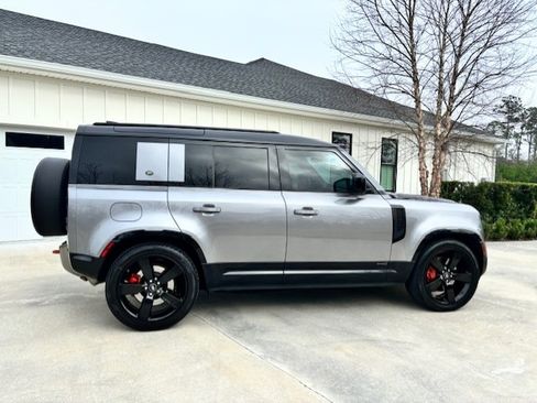 Used 2020 Land Rover Defender 110 X image 5
