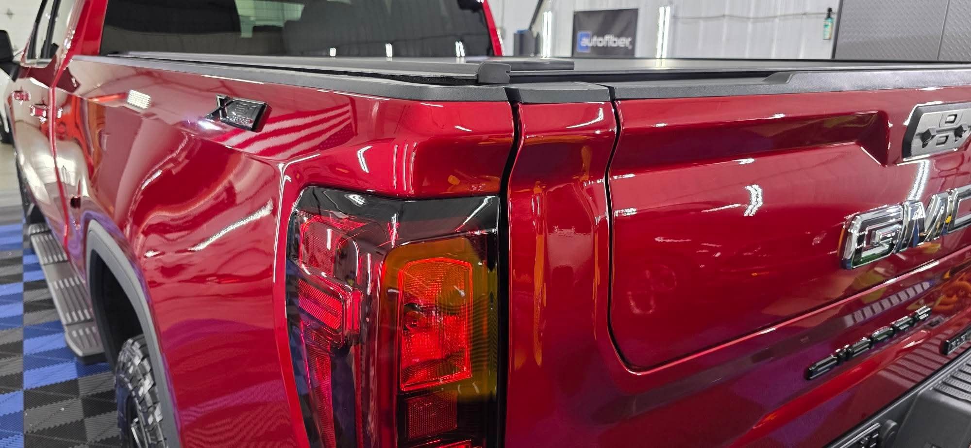 Used 2023 GMC Sierra 1500 Elevation w/ LPO, Elevation Black Package AWD/4WD image 6