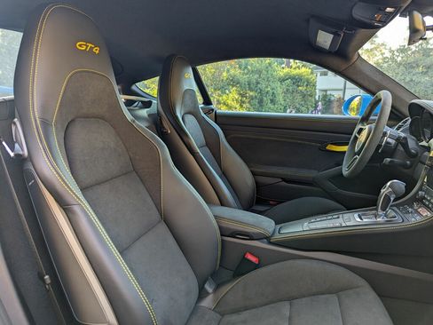 Used 2021 Porsche 718 Cayman GT4 image 14