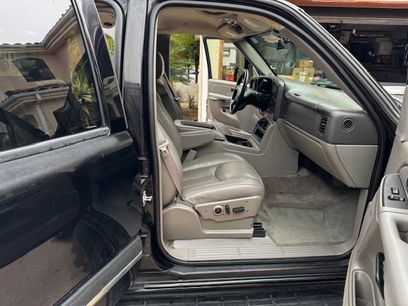Used 2004 Chevrolet Suburban LT w/ Preferred Equipment Group
