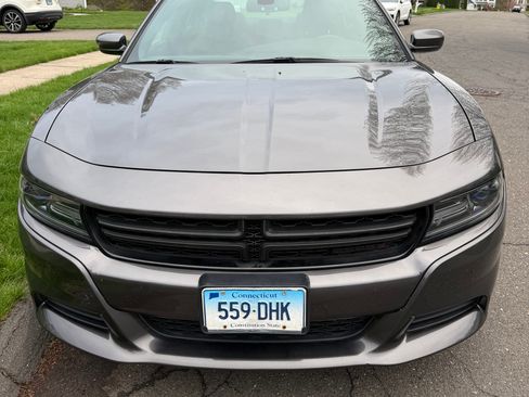 Used 2016 Dodge Charger SE w/ Popular Equipment Group image 2