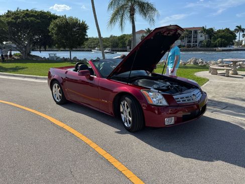 Used 2006 Cadillac XLR Convertible 2D image 10