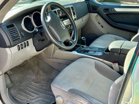 Used 2004 Toyota 4Runner Sport image 11