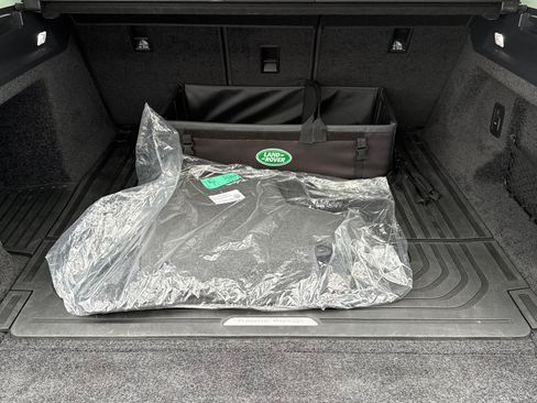 Used 2023 Land Rover Range Rover SE AWD/4WD image 17