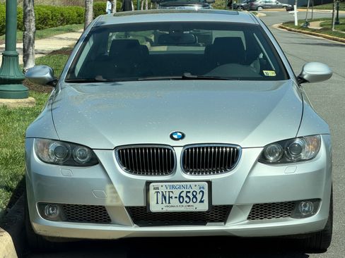 Used 2009 BMW 335i xDrive Coupe image 18