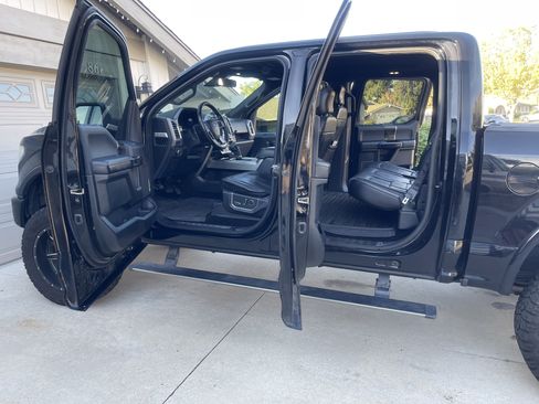 Used 2016 Ford F150 Platinum w/ Equipment Group 701A Luxury image 2