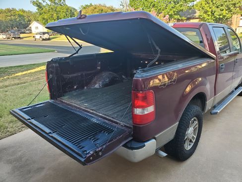 Used 2006 Ford F150 XLT AWD/4WD image 5