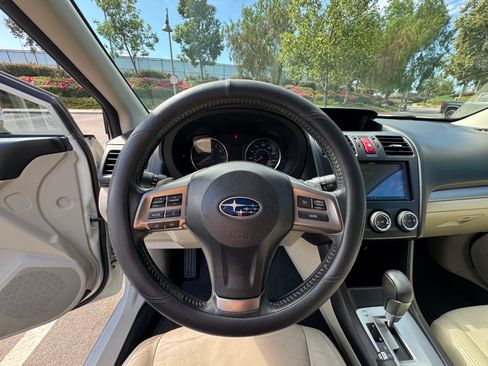 Used 2014 Subaru Crosstrek 2.0i Limited w/ Popular Package #2 AWD/4WD image 16