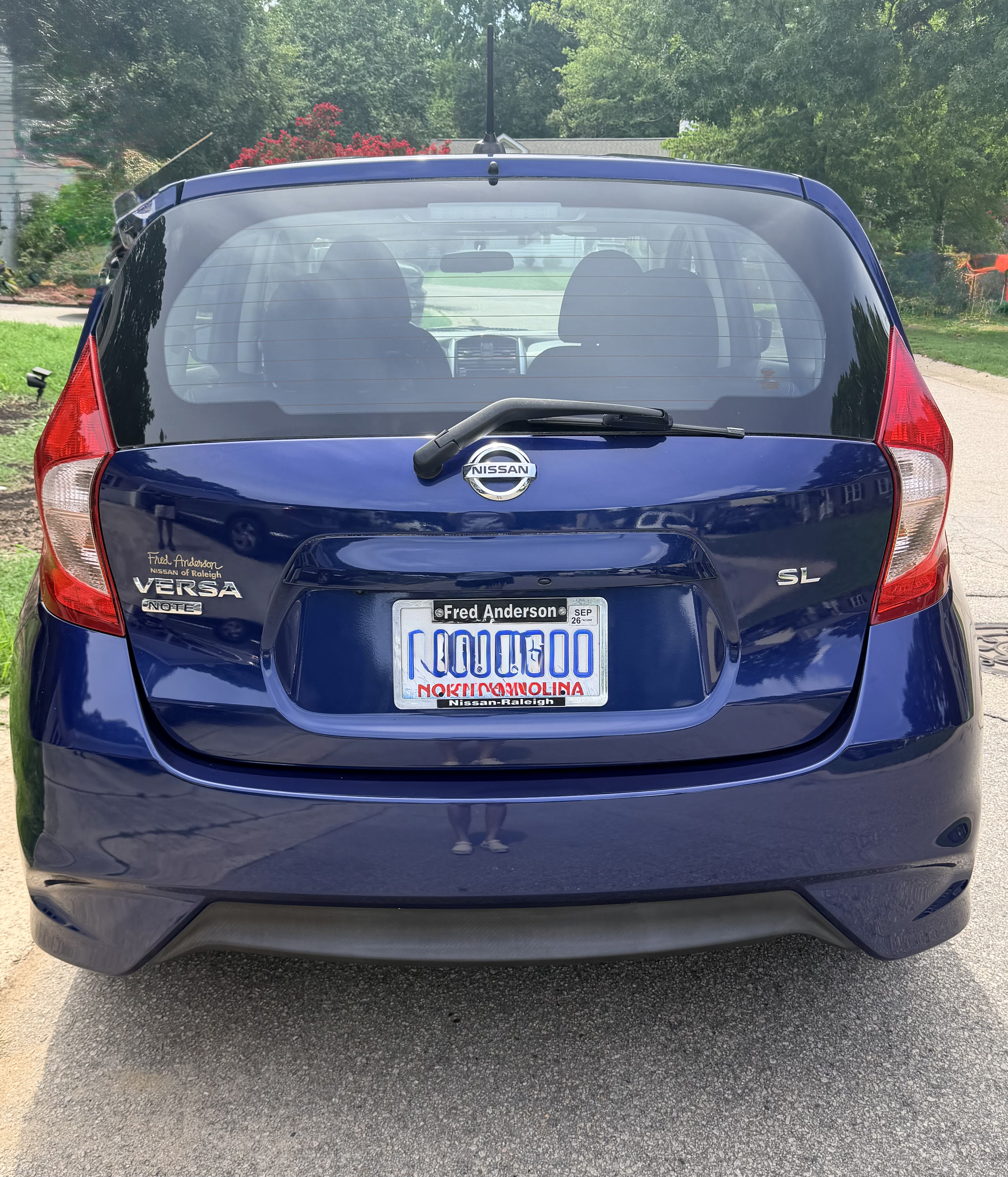 Used 2017 Nissan Versa Note FWD image 4