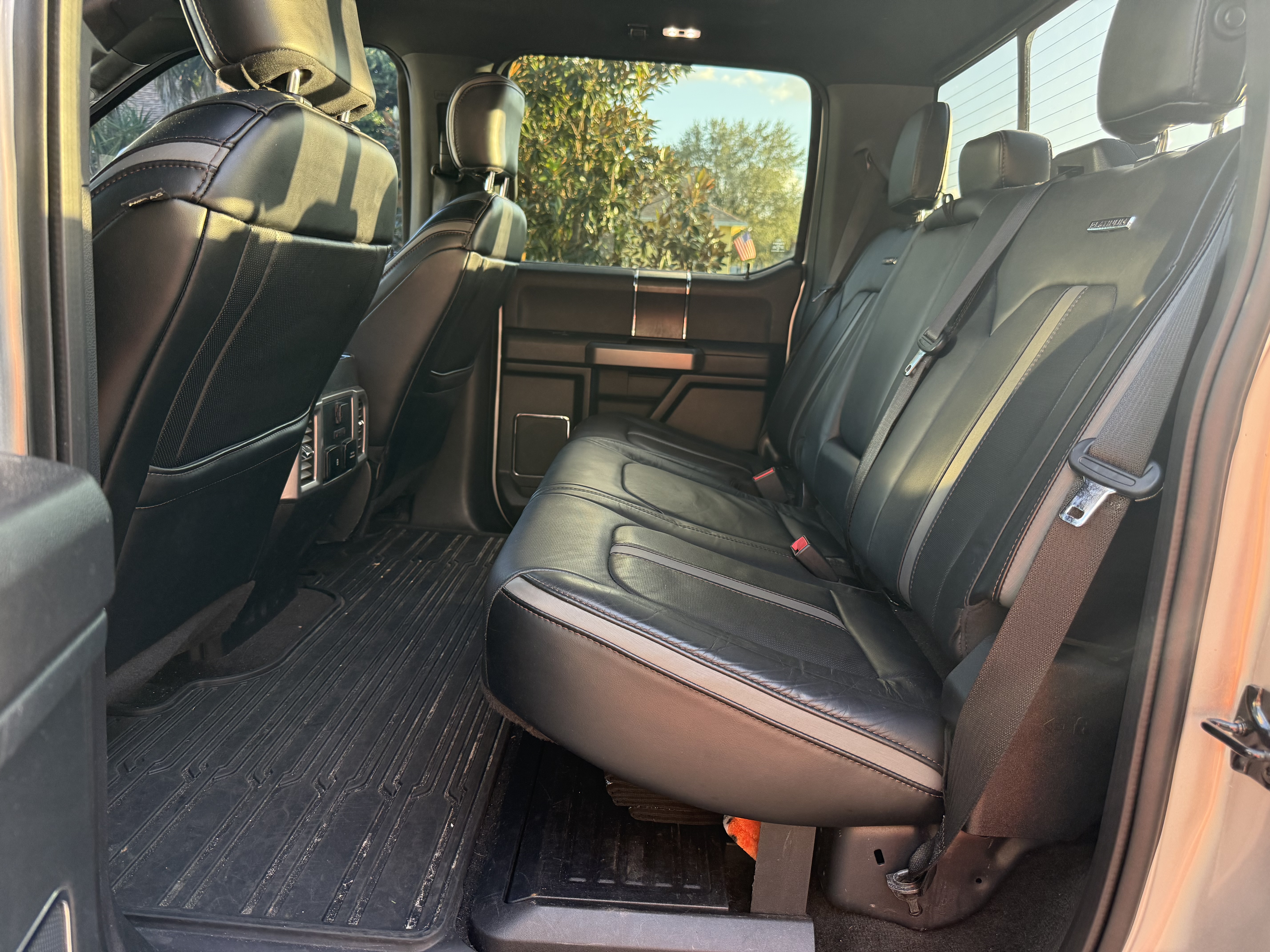 Used 2018 Ford F250 Platinum w/ Platinum Ultimate Package AWD/4WD image 13