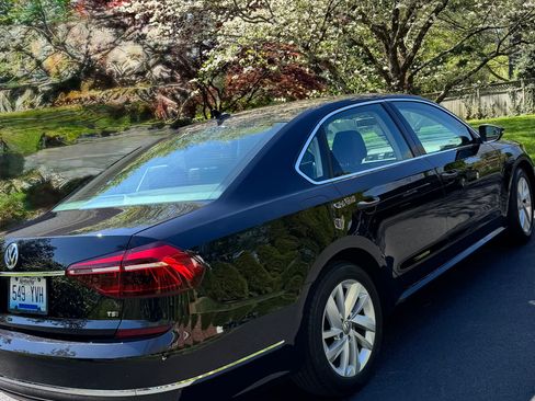 Used 2018 Volkswagen Passat 2.0T SE image 5