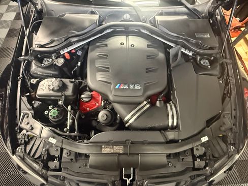 Used 2010 BMW M3 Convertible image 17