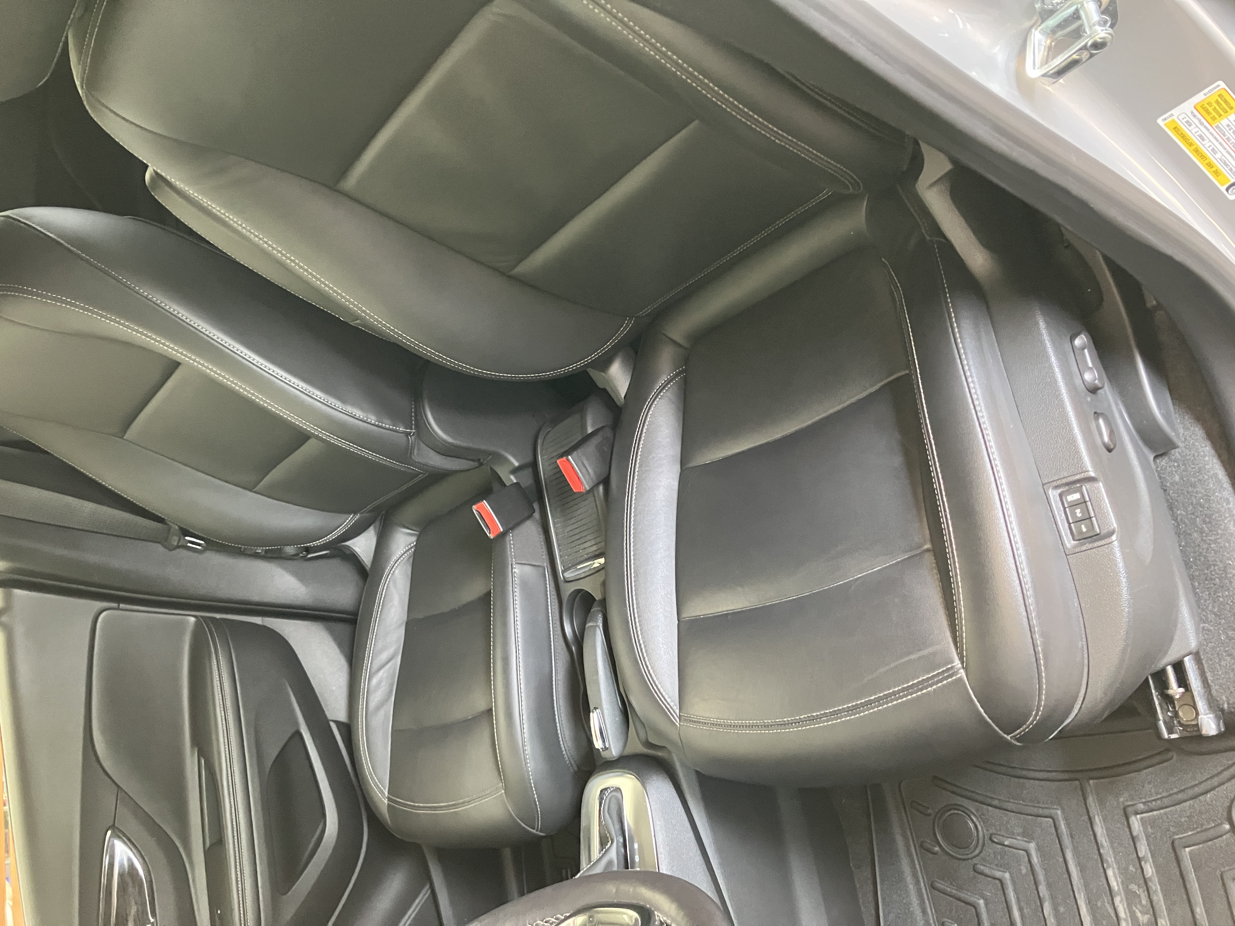 Used 2015 Buick Encore Leather AWD/4WD image 10