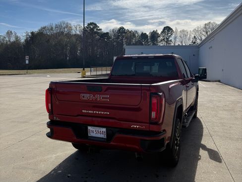 Used 2022 GMC Sierra 2500 AT4 w/ AT4 Preferred Package image 2