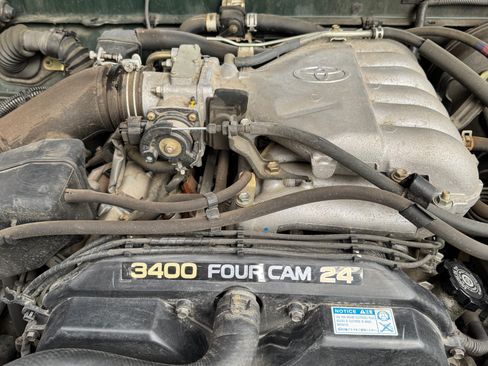 Used 2004 Toyota Tacoma PreRunner image 15