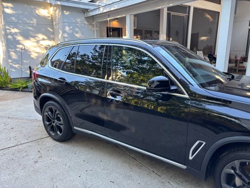Used 2019 BMW X5 xDrive40i w/ Premium Package 2 image 10