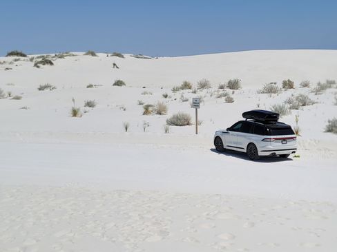 Used 2020 Lincoln Aviator Black Label Grand Touring w/ Class IV Trailer Tow Package image 10