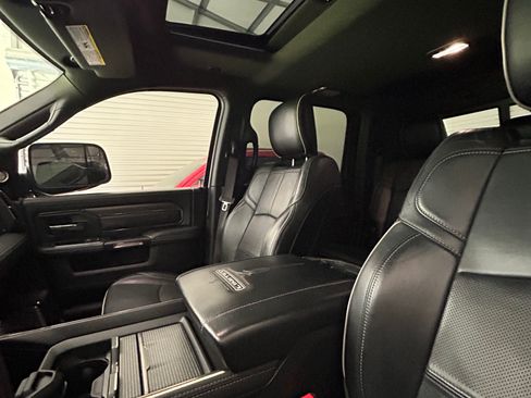 Used 2021 RAM 2500 Limited image 16