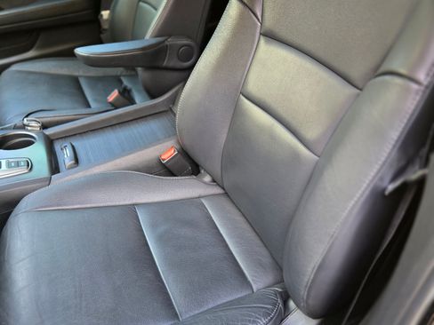 Used 2021 Honda Pilot Special Edition image 8