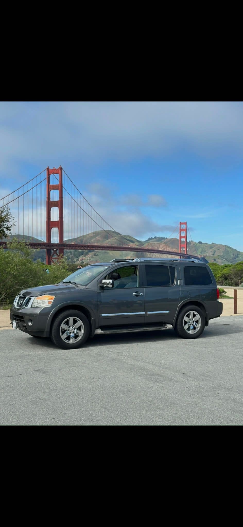 Used 2010 Nissan Armada Platinum w/ Captain Seat Pkg RWD image 1
