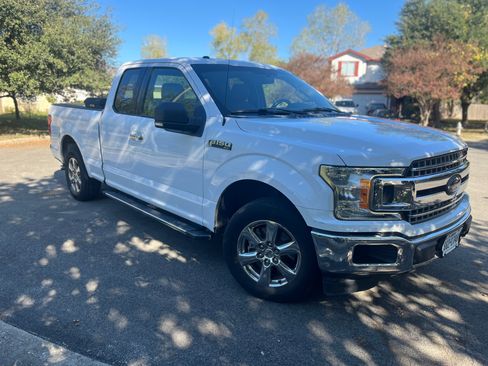 Used 2018 Ford F150 XLT w/ Equipment Group 301A Mid image 15