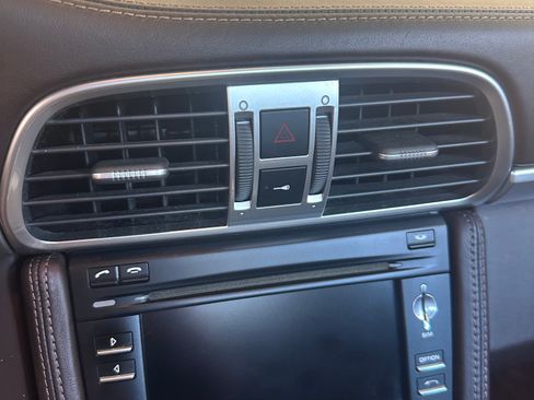 Used 2010 Porsche 911 Carrera S RWD image 21
