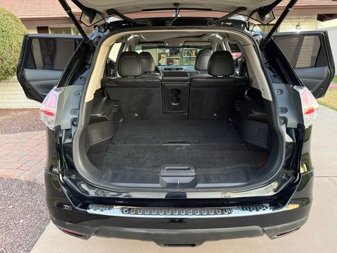 Used 2014 Nissan Rogue SL w/ SL Premium Package FWD image 14