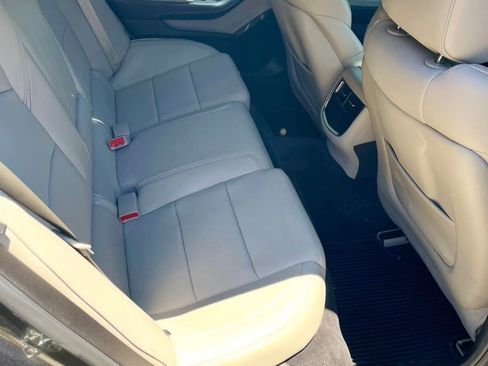 Used 2016 Cadillac CTS Sedan w/ Seating Package RWD image 12