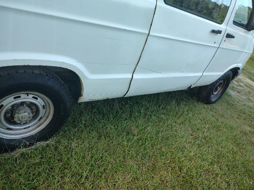 Used 2003 Dodge B3500 RWD image 12