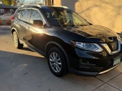 Used 2017 Nissan Rogue SV