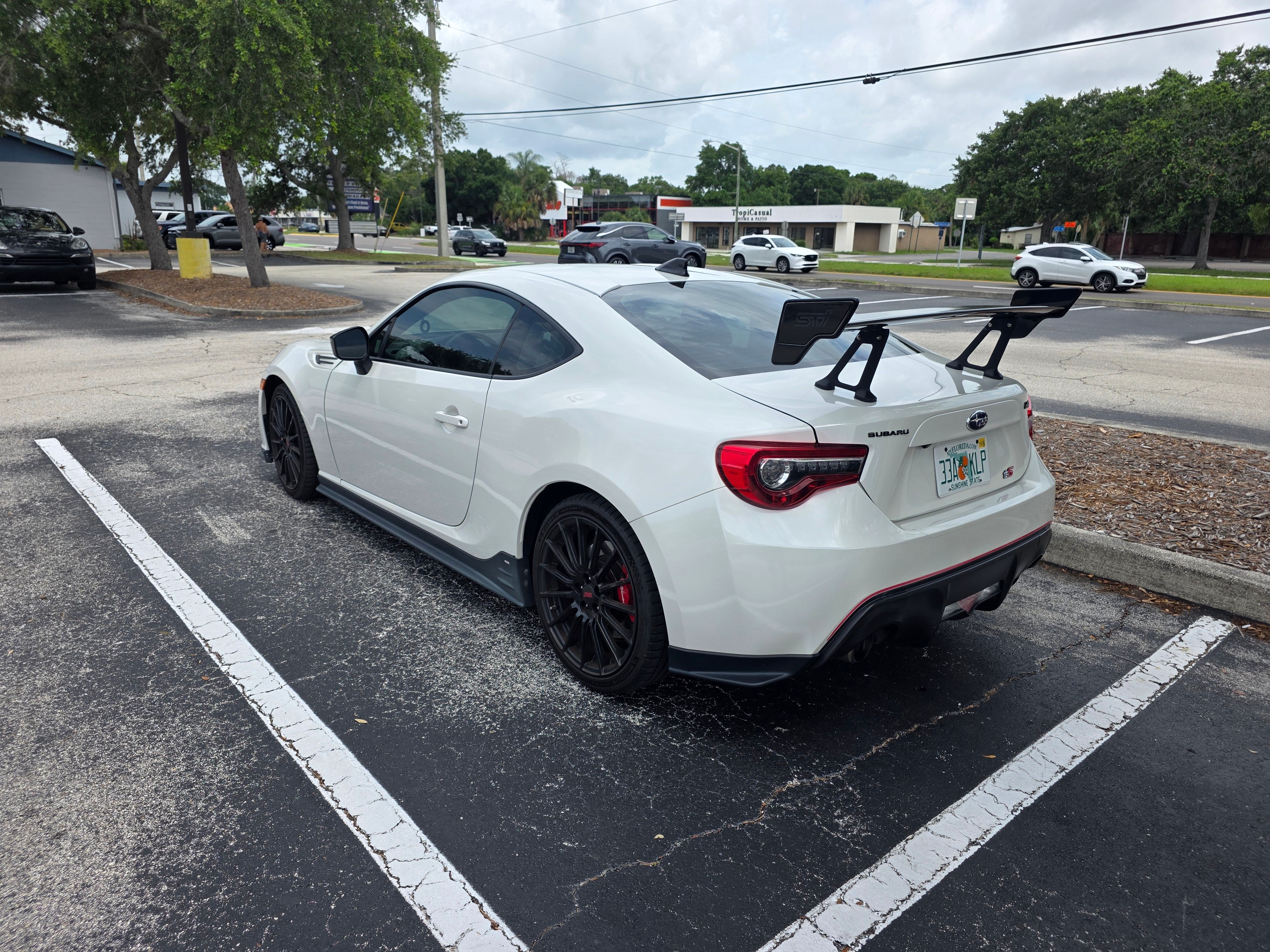 Used 2018 Subaru BRZ tS RWD image 11