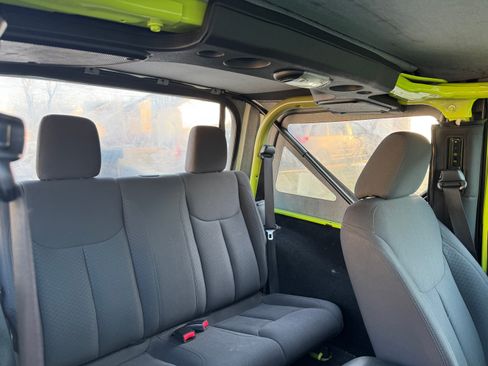 Used 2016 Jeep Wrangler Sport w/ Quick Order Package 24S image 9