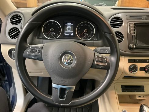 Used 2016 Volkswagen Tiguan SE AWD/4WD image 10