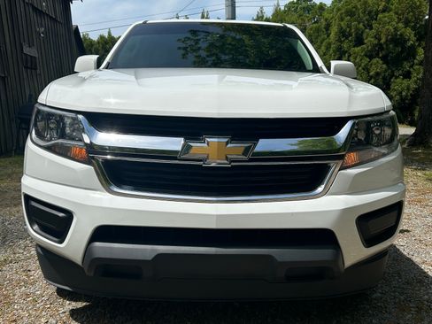 Used 2017 Chevrolet Colorado W/T w/ WT Convenience Package image 2