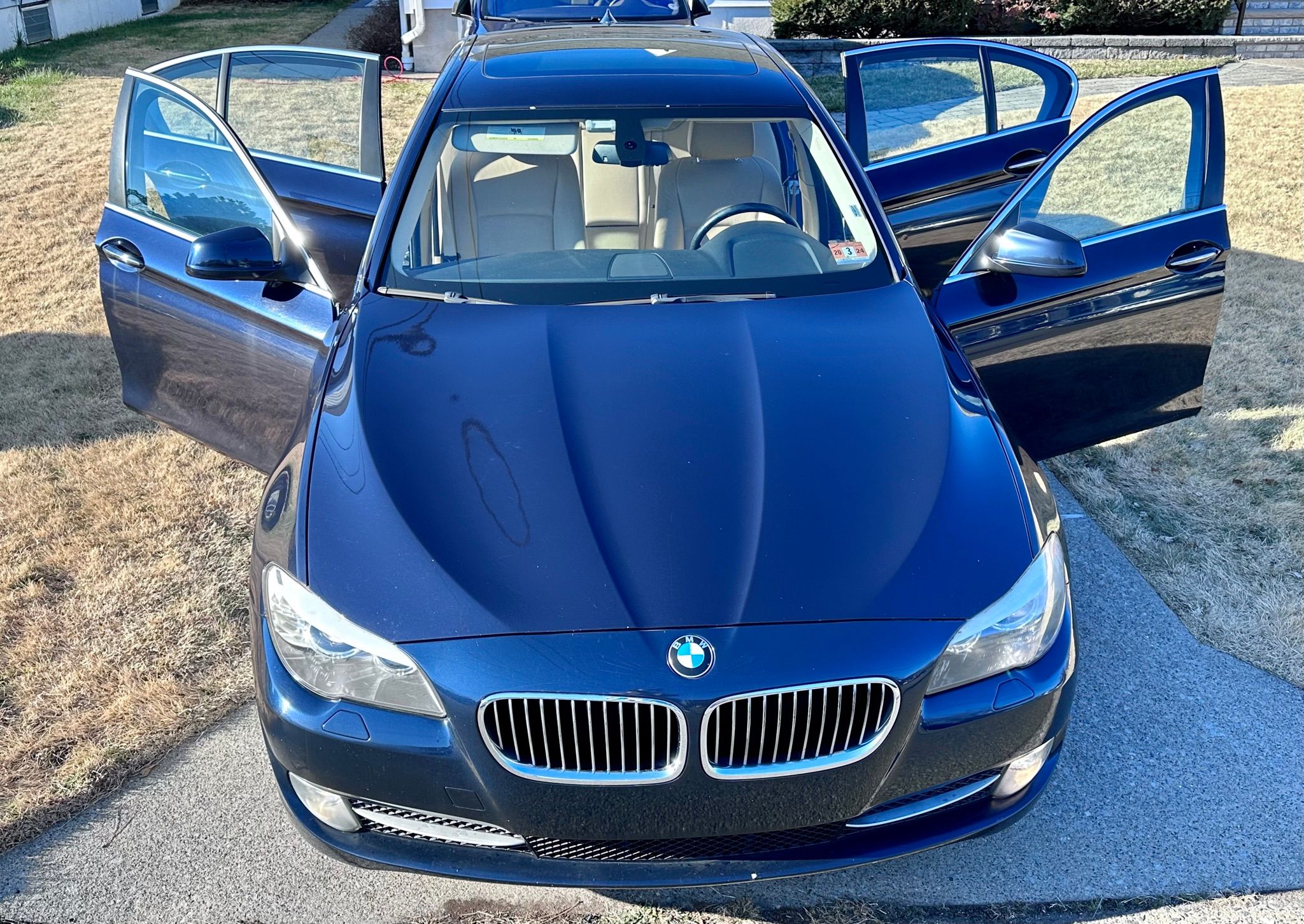 Used 2011 BMW 535i xDrive Sedan AWD/4WD image 1