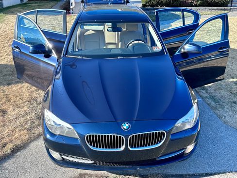 Used 2011 BMW 535i xDrive Sedan image 1